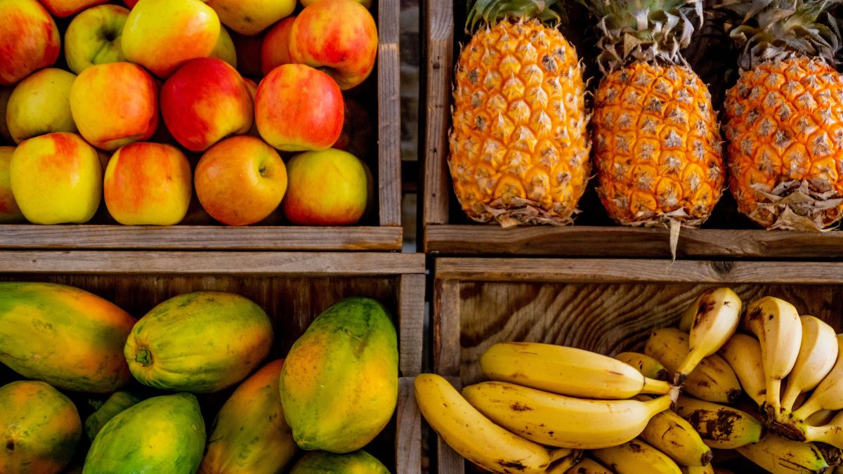 Can Papaya, Pineapple and Certain Fruits Really Help Your Digestion?