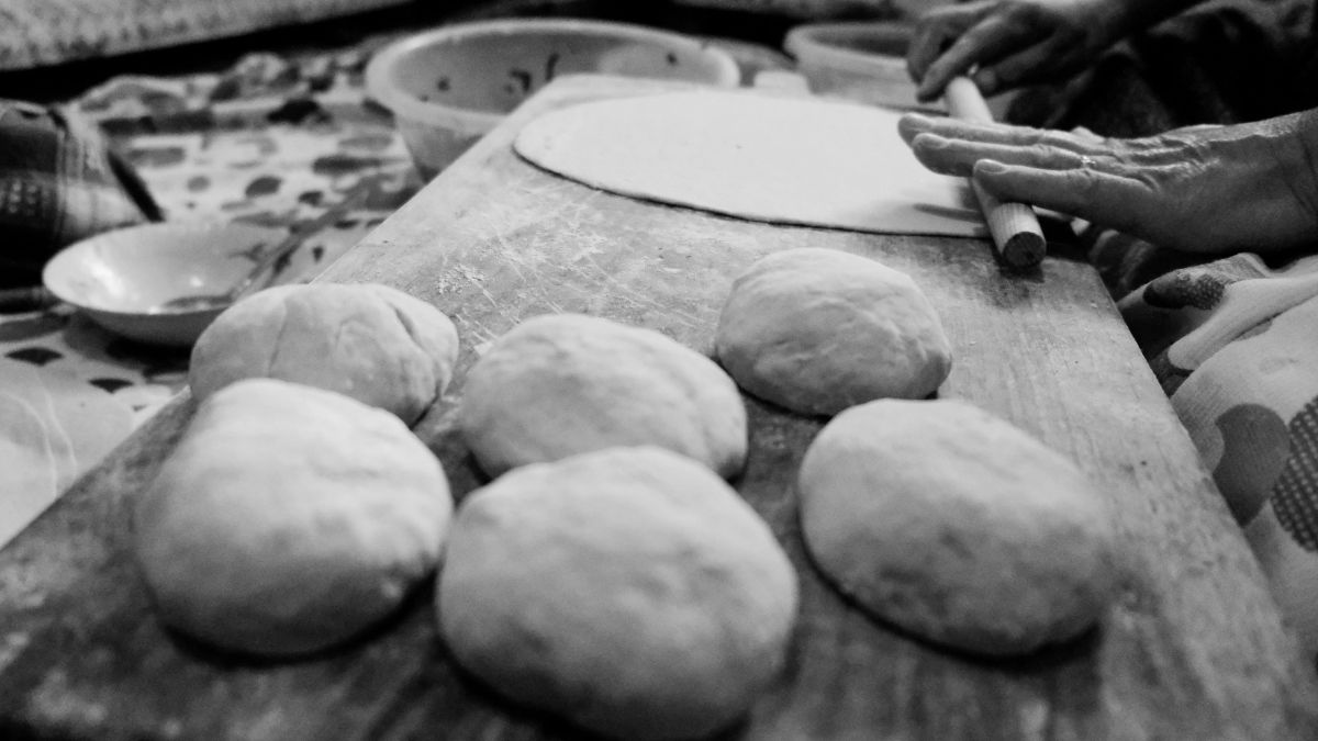 One Dough, Many Stomachs: Why the Same Roti Feels Different to Everyone